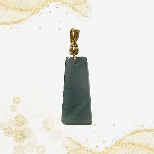 玉吊坠 Jade Pendant