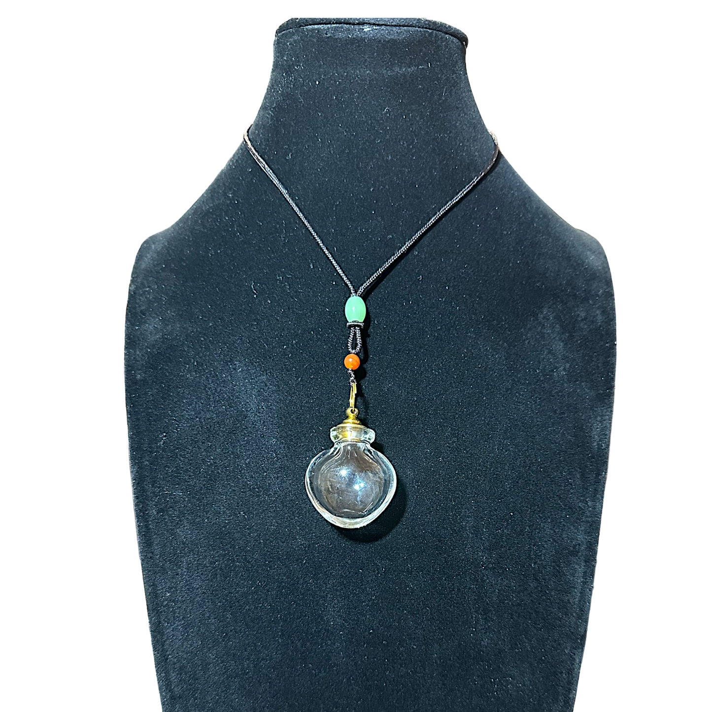 水晶项链 Crystal Necklace